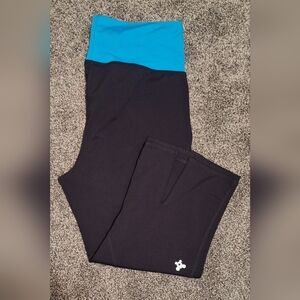Women's Black and Blue Yoga Pants